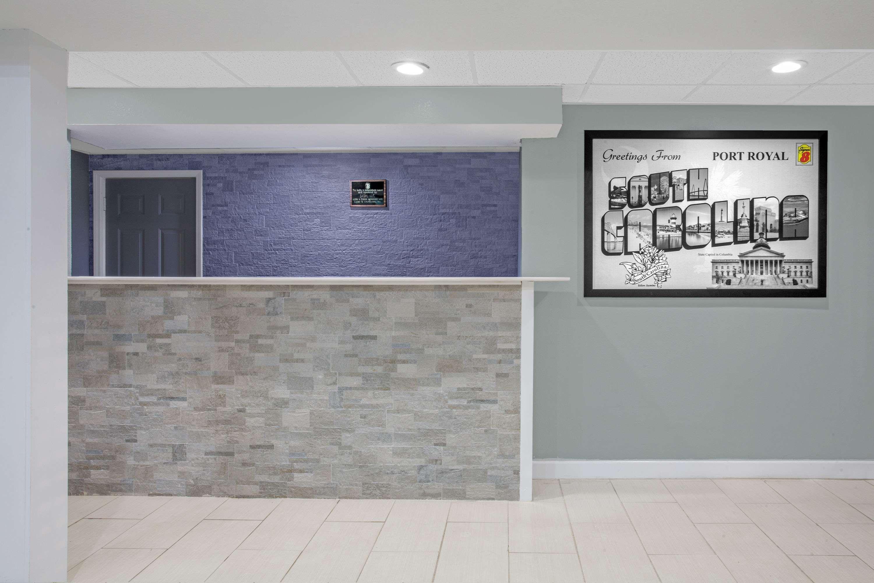 Super 8 By Wyndham Port Royal/Beaufort Exterior photo