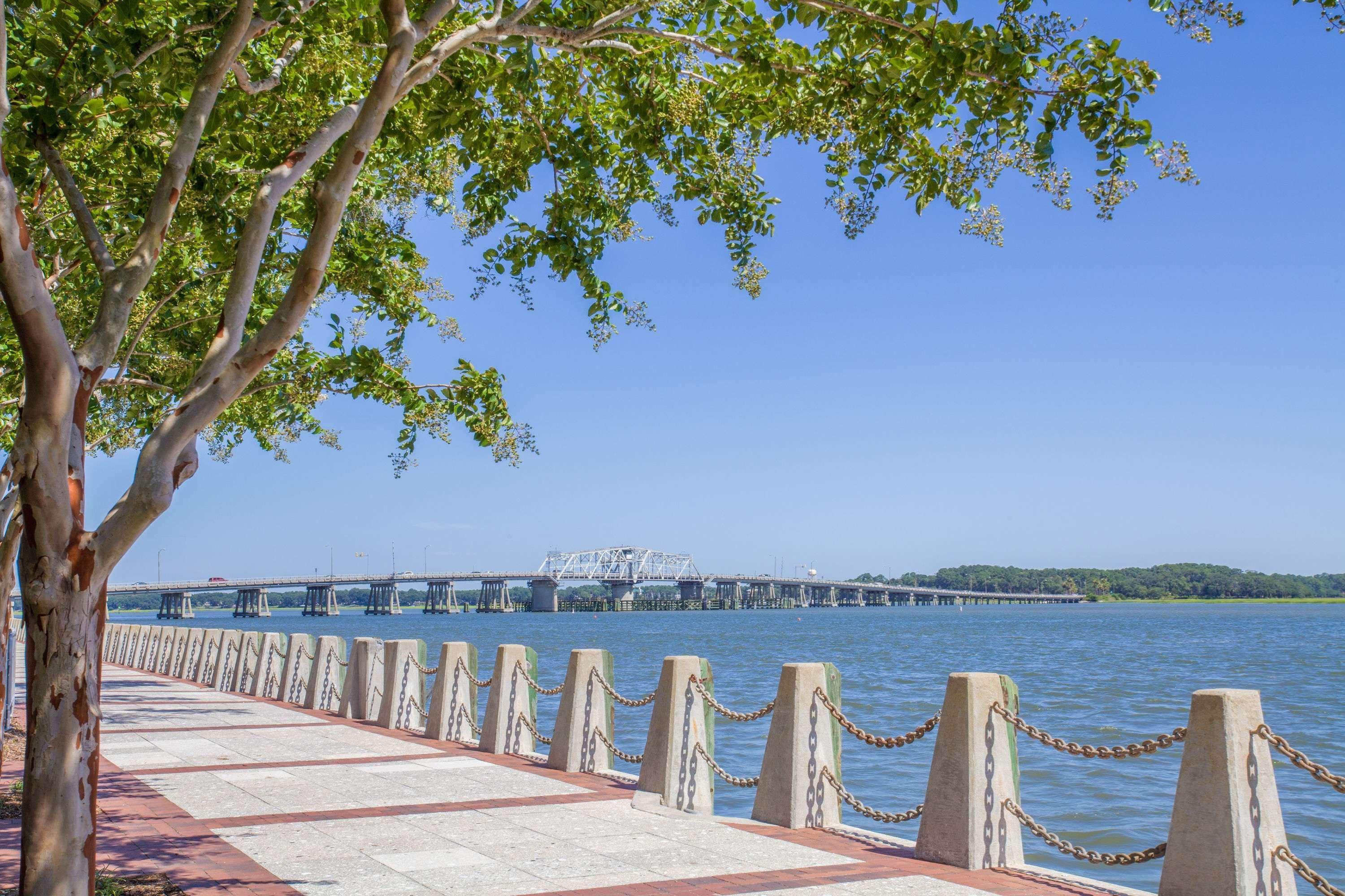 Super 8 By Wyndham Port Royal/Beaufort Exterior photo